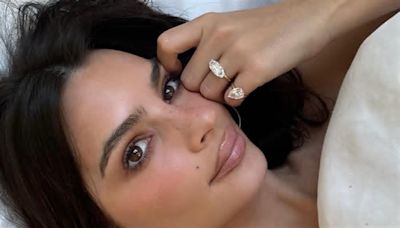 Emily Ratajkowski e gli anelli di divorzio: “Mi ricordano che posso rendermi felice”