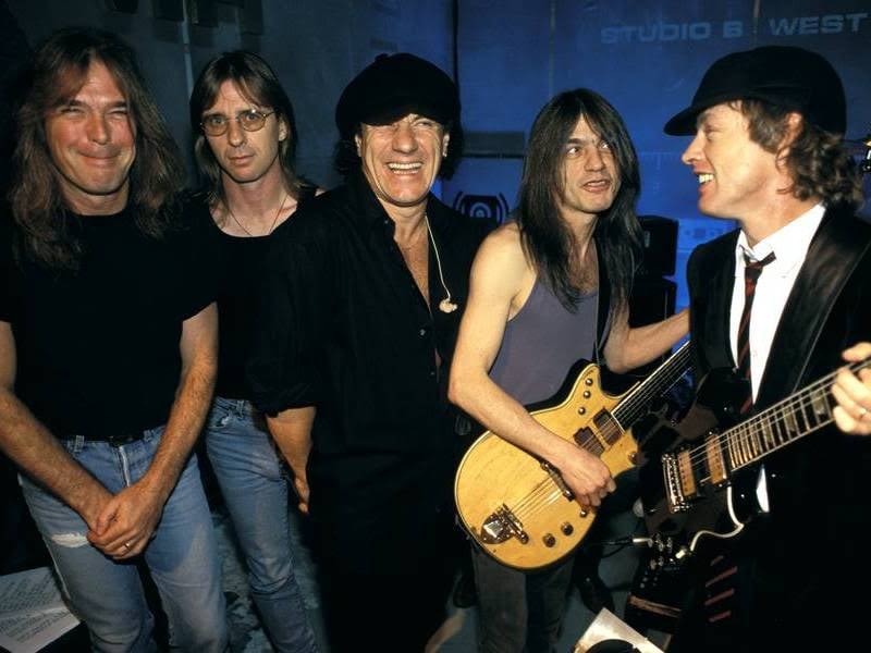 AC/DC Notch Their First Ever Diamond-Certified Song In The US With “Thunderstruck” - WDEF