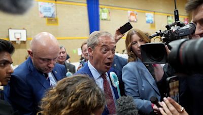 Nigel Farage promises to rid Reform of ‘bad apples’ during chaotic event