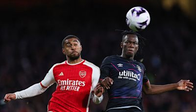 Arsenal winger ‘assessing’ future amid interest from Premier League clubs