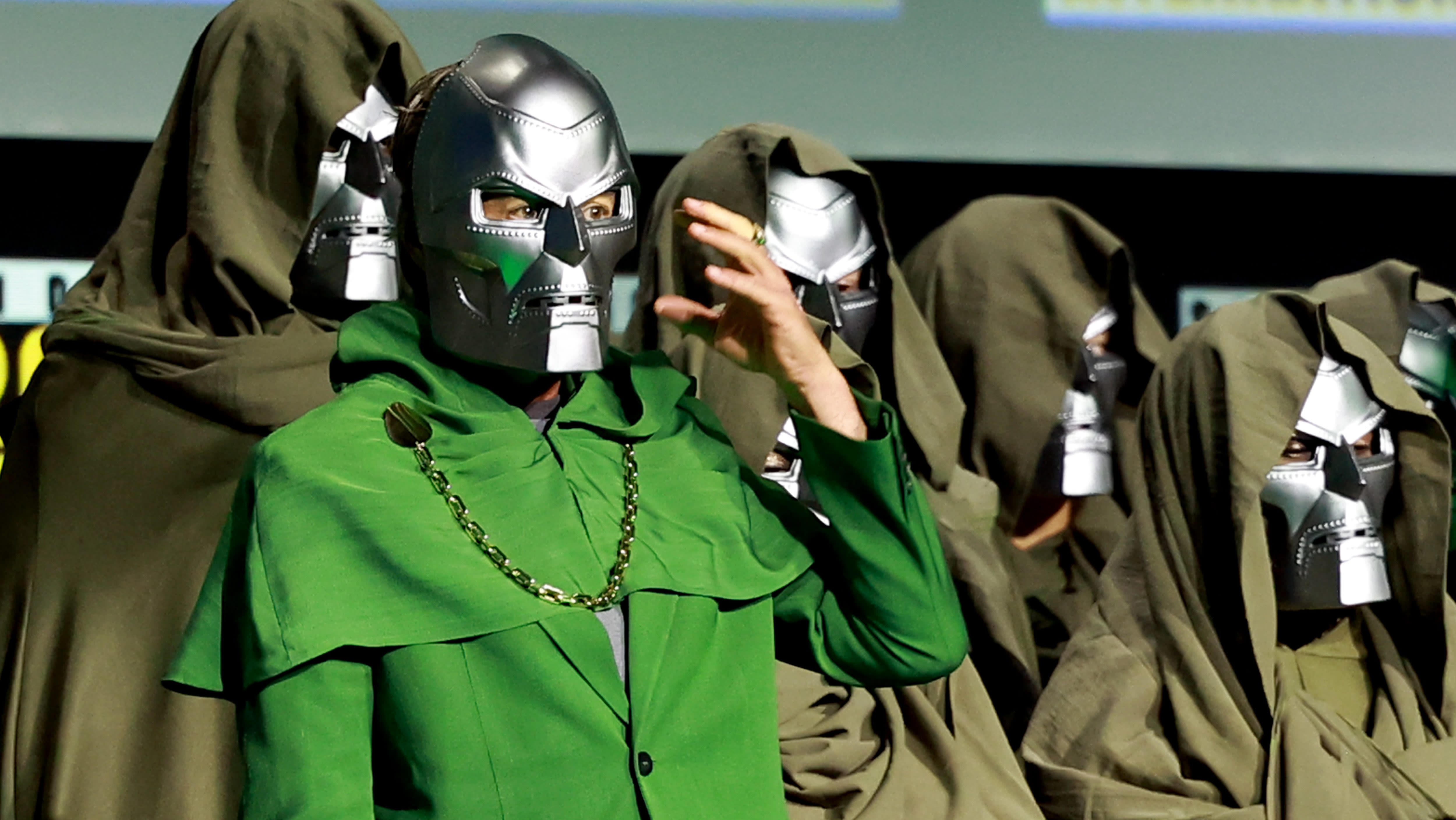 What if … Robert Downey Jr. Didn’t Show His Face as Doctor Doom?