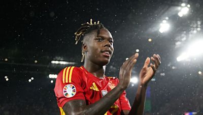 Arsenal in trouble with Spain stars whispering in ear of Chelsea target Nico Williams