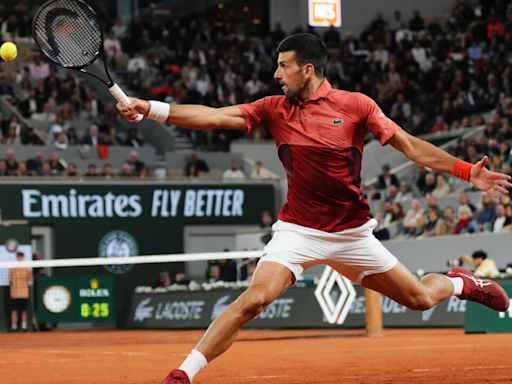 Djokovic elimina a Roberto Carballés y avanza a tercera ronda de Roland Garros