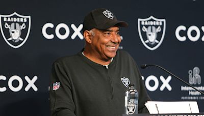 Las Vegas Raiders Assistant Head Coach Marvin Lewis from OTAs