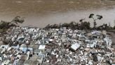 Un pueblo brasileño devastado por la inundación prepara su traslado lejos del río