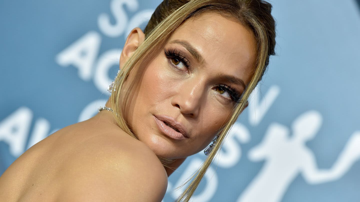 Jennifer Lopez's Full-Body Workout Is Surprisingly Doable