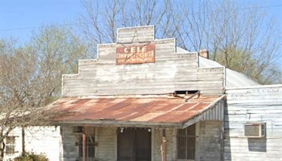 Central Texas barbecue store featured in 'Chainsaw Massacre' closes