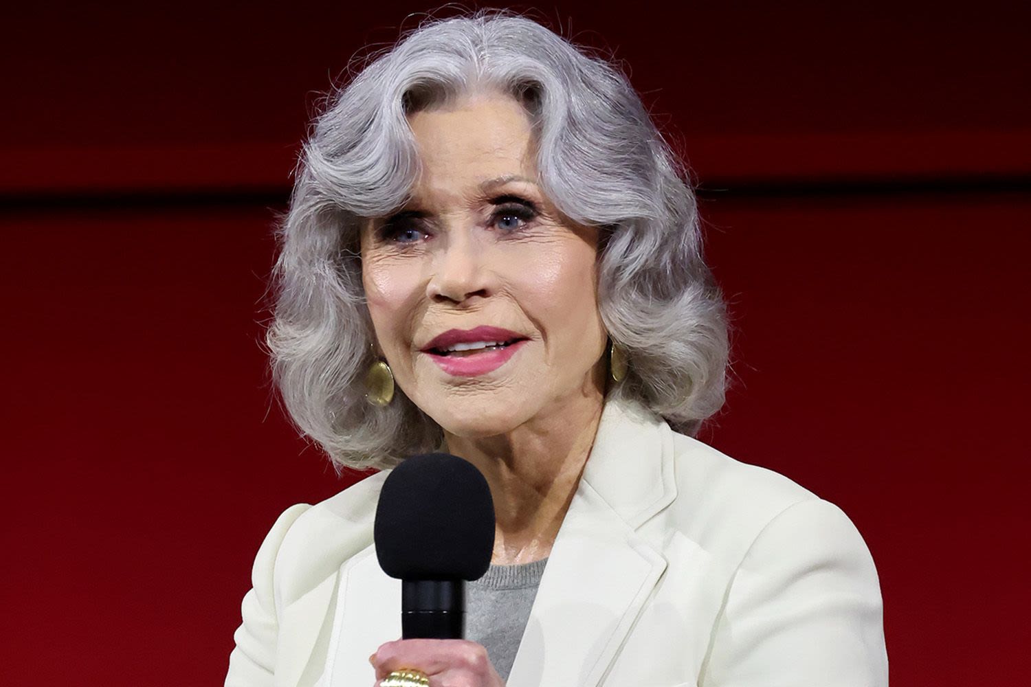 Jane Fonda Talks Climate Change in L.A., Plus Olivia Munn, Kid Cudi, Zendaya and More