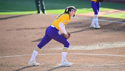 Stanford blanks LSU in softball super regional, 8-0