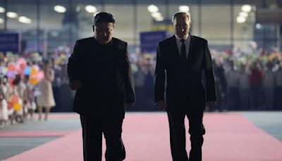 En visite en Corée du Nord, Vladimir Poutine cherche des alliés pour se détacher de la Chine