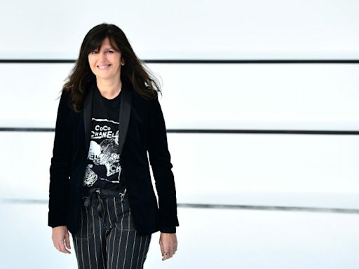 Chanel at fashion week without sacked designer Viard