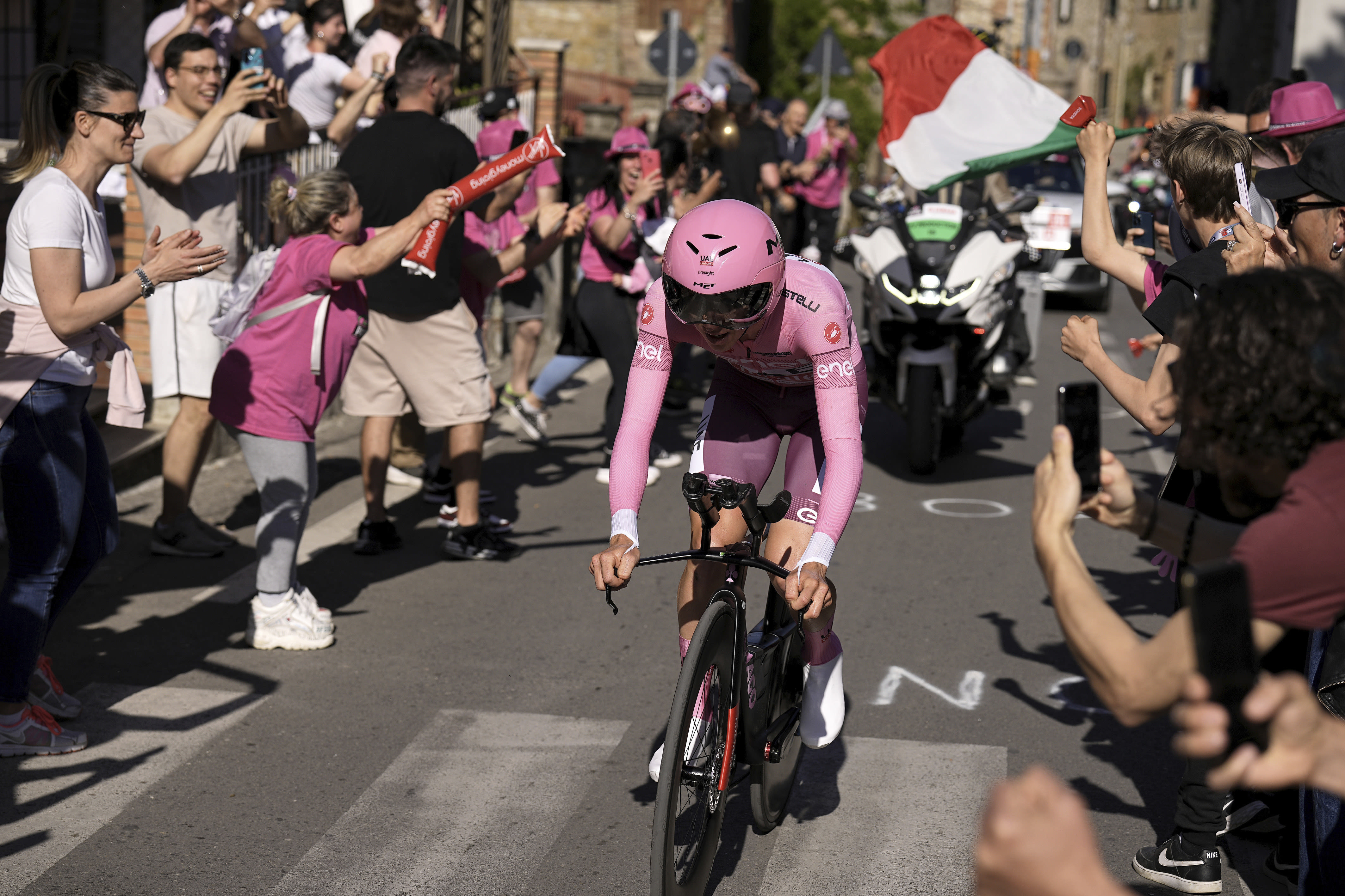 Pogacar blows away everyone on time trial to extend Giro lead to more than 2 minutes