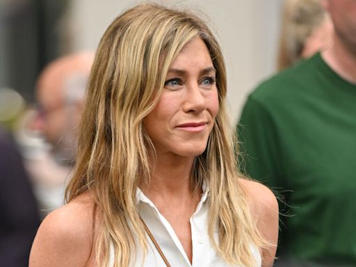 See Jennifer Aniston & Amazing Body Double Filming 'The Morning Show' in NYC