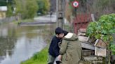 Las imágenes de las inundaciones en el sur y centro de Chile por las que el presidente Boric declaró "estado de catástrofe"