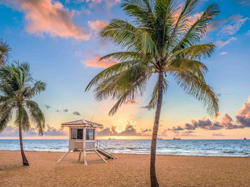 I've Lived in Florida for 27 Years — and These Are the Best Affordable Beach Vacations in the State