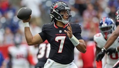 Texans vs. Bears odds, line, spread, prediction: Sunday Night Football picks from NFL model on 184-130 roll