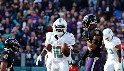 Kelly: Not extending Hill’s contract would be a mistake Dolphins can’t afford
