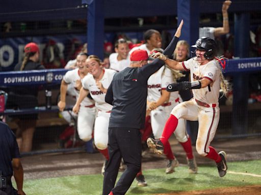 Watch Georgia softball’s epic 14th inning walk-off home run in the SEC Tournament