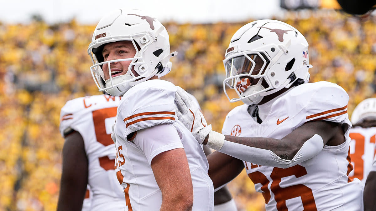 Glen Powell's hyped Texas football message after Michigan beatdown