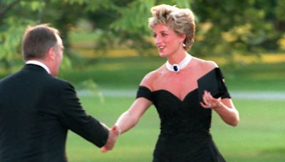 The true stories behind iconic Diana photos, according to the man who took them