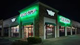 Wingstop's Sales Skyrocket with Loads of New Guests