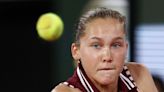 Tennis-Sabalenka mows down teenager Andreeva in French Open first round