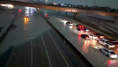 At least 1 killed as storms and winds knock out power across Texas communities and flood roadways