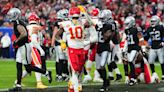 Raiders sizzling start suffers familiar fizzling finish in 31-17 loss to Chiefs