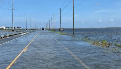 Roads flooding in Grand Isle