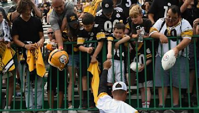 ‘I always need the first day of Steelers training camp off’: Fans flock to Saint Vincent as practices begin