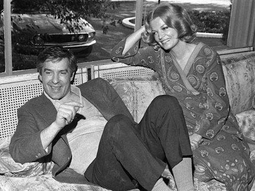 Inside Gena Rowlands and Filmmaker John Cassavetes' Love Story and 35-Year Marriage