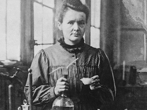 De desmayarse por hambre a ser la mujer más inspiradora de la ciencia: la asombrosa vida de Marie Curie