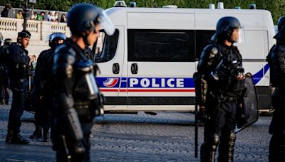 Un muerto y varios heridos en un tiroteo en París