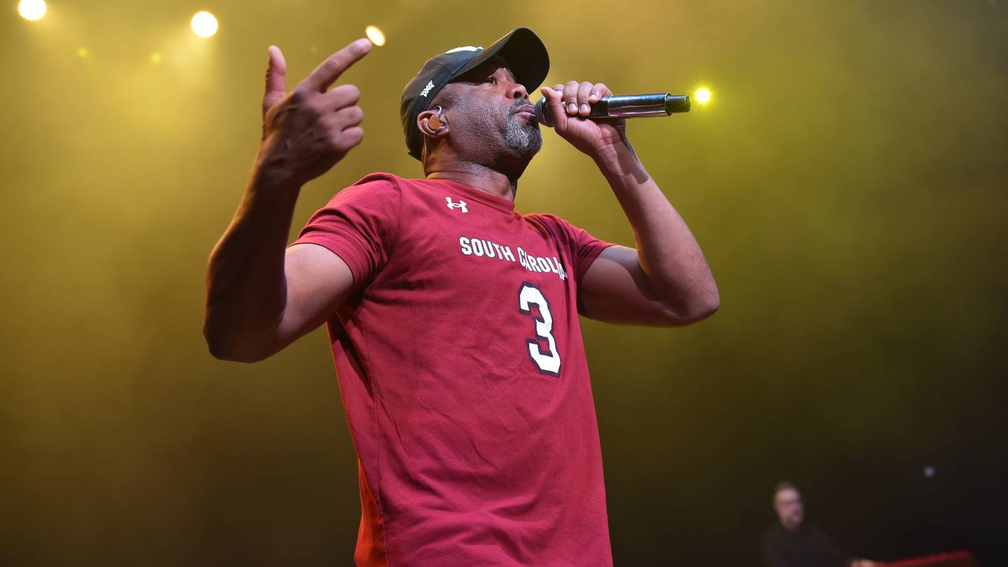 Quiz: Darius Rucker talks his partying days, 'Knives Out 3' reveals cast members, 'Yellowstone' actors tie the knot