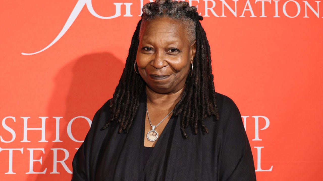 Whoopi Goldberg Says She Offered Pope Francis a Cameo in 'Sister Act 3'