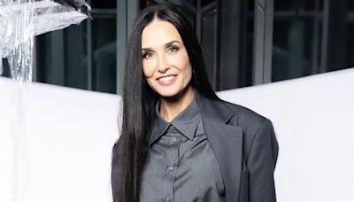 Aprende a combinar un tapado con los tips de estilo de Demi Moore