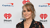 Hilarie Burton Embraces Her Grays With New ‘Hot Witch’ Hairstyle