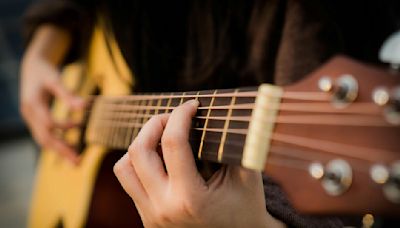 Long-missing John Lennon guitar from “Help!” found in attic