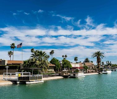 9 Best Places to Retire in Arizona, According to Local Experts