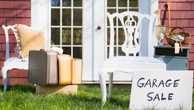 3 Key Garage Sale Tips For When You Need to Declutter + Want to Make Extra Cash