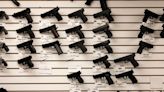 San Diego establece reglas estrictas para los contratos de armas de fuego