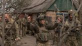Rusia intensifica su ofensiva para tomar otra localidad clave del este de Ucrania