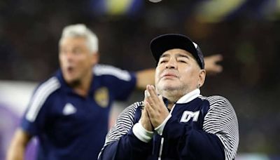 Postergan juicio a profesionales de la salud que atendieron a Diego Maradona