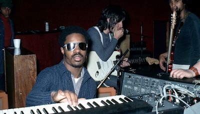 Robert Margouleff recalls the first time Stevie Wonder got his hands on the TONTO synth