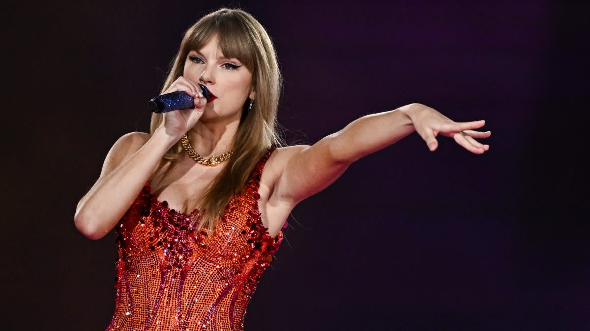 'Cardigans are optional': Taylor Swift-themed community uses lyrics to talk addiction, recovery