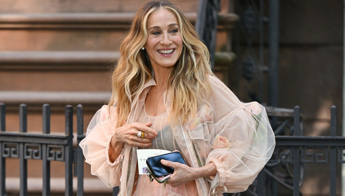 Sarah Jessica Parker Gives Carrie Bradshaw's Famous Tutu a Sheer Makeover