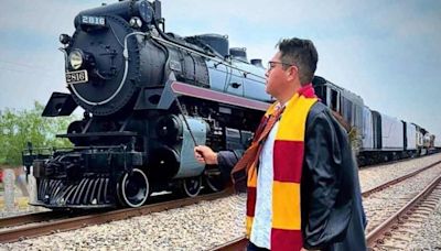 Joven se disfraza de Harry Potter, por locomotora La Emperatriz