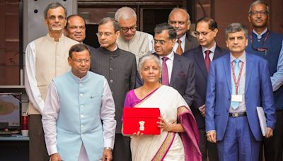 Modi 3.0 Budget 2024: Nirmala Sitharaman’s Iconic Budget Day Sarees – Seven Times the Finance Minister Stunned in Traditional Elegance