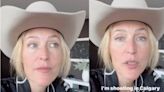 Gillian Anderson "compelled" to wear a cowboy hat while in Calgary | News