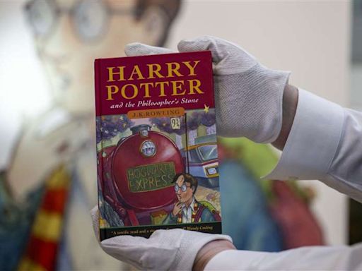 Portada original de ‘Harry Potter’ se subasta por $1.9 millones | Teletica